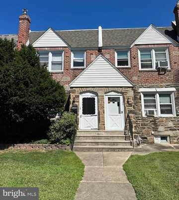 Derwyn, DREXEL HILL, PA 19026