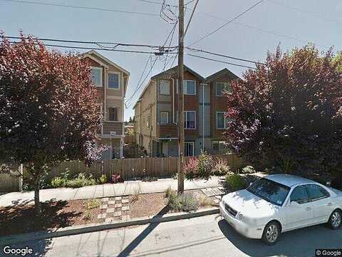 28Th Avenue Ne, Seattle, WA 98125