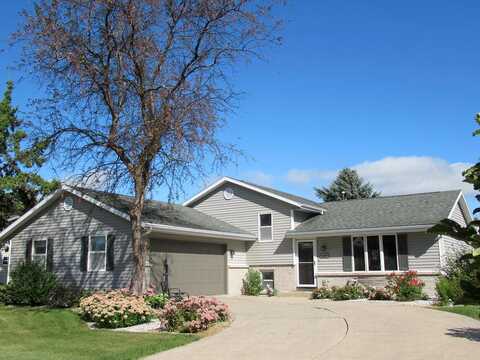 South Wyck Drive, Janesville, WI 53546