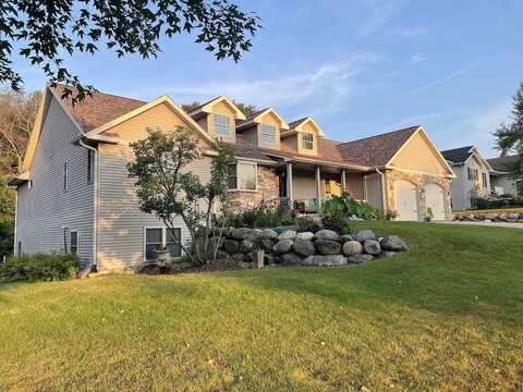 Surrey Lane, Baraboo, WI 53914