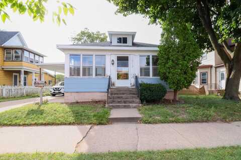 Charles Street, La Crosse, WI 56403