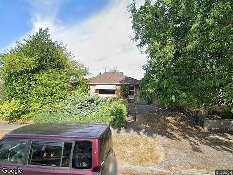 37Th Avenue Sw, Seattle, WA 98126