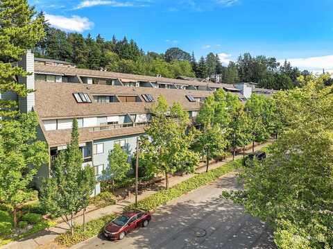 80Th Avenue Se, Mercer Island, WA 98040