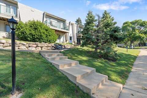 Independence Lane, Madison, WI 53704