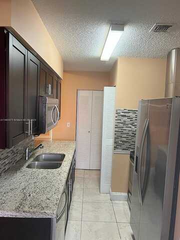 Nw 68Th Ave, Hialeah, FL 33015