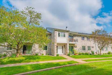 Ponwood Circle, Madison, WI 53717