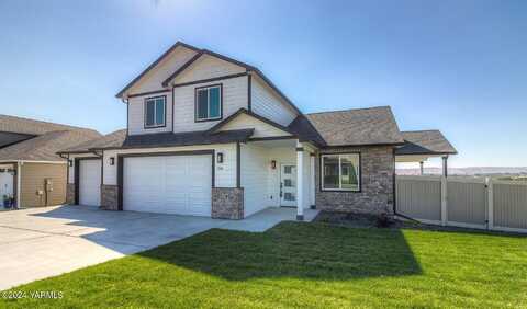 Hawthorne Dr, Yakima, WA 98908