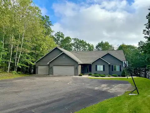 Kaubashine Rd W, Hazelhurst, WI 54531