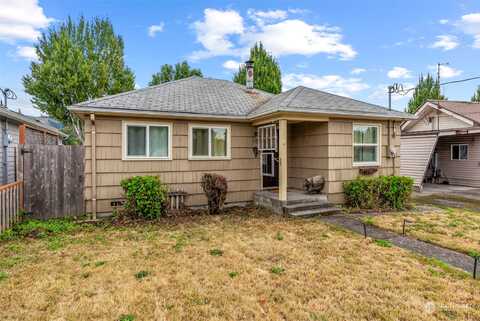 Front Street Sw, Castle Rock, WA 98611