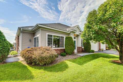 Prairie Ridge Drive, Shoreview, MN 55126