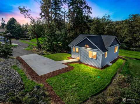 Silverwood Lane, Freeland, WA 98249