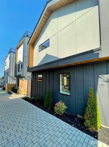 45Th Avenue Sw, Seattle, WA 98116
