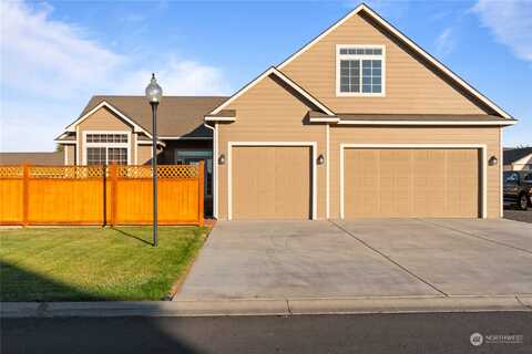 Se Boylson Street, Moses Lake, WA 98837