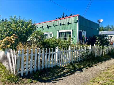 Ocean Avenue, Westport, WA 98547