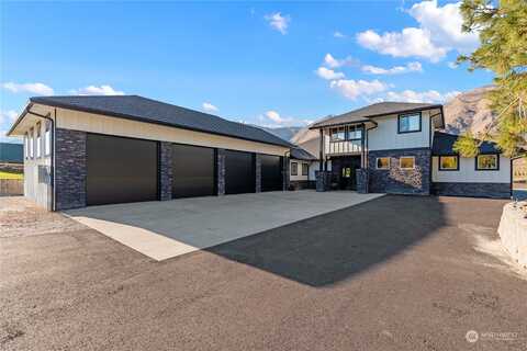 New Horizon Drive, Orondo, WA 98843