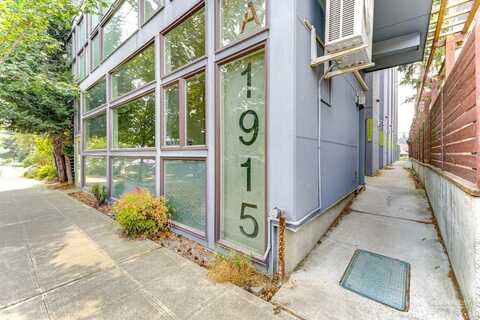 25Th Avenue S, Seattle, WA 98148