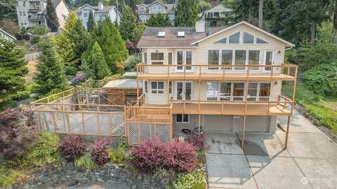 35Th Street, Bellingham, WA 98229