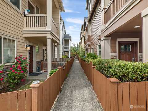 15Th Park W, Lynnwood, WA 98087