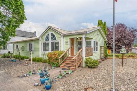 Sw 3Rd Avenue, Castle Rock, WA 98611