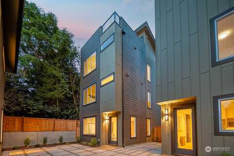 N 105Th Street, Seattle, WA 98133