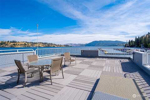 S Lakeshore Dr, Chelan, WA 98816