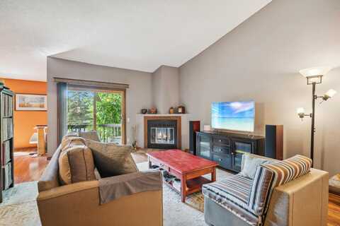 Oregon Circle, Bloomington, MN 55438