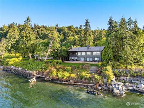 Country Club Road Ne, Bainbridge Island, WA 98110