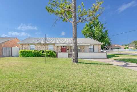 Avenue A, ANDREWS, TX 79714