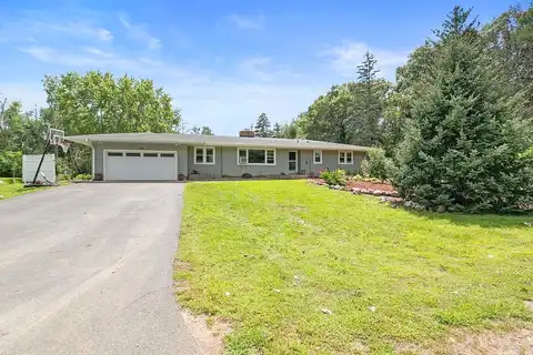 W Pine Street, Lino Lakes, MN 55014