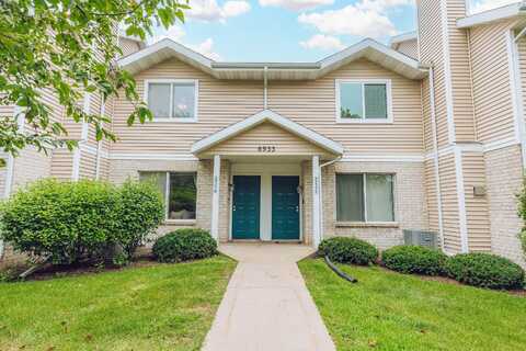 Chester Dr, Unit D, Madison, WI 53719