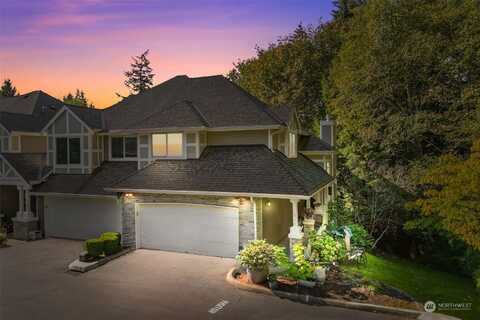 Se Cougar Mountain Way, Bellevue, WA 98006