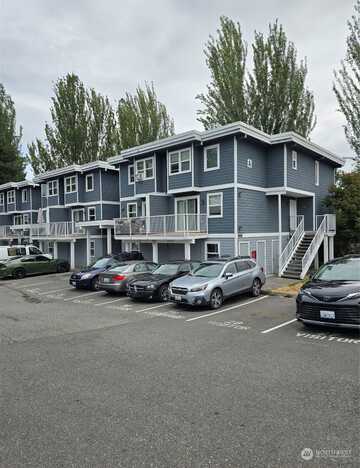 204Th Street Sw, Lynnwood, WA 98036