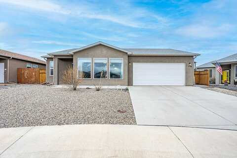 Coop Court, Grand Junction, CO 81504