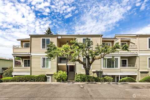 Ne 12Th Street, Renton, WA 98056