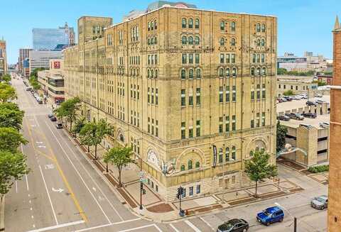 E Highland Ave, Unit 1246, Milwaukee, WI 53202