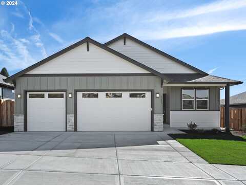 E Badger Way, La Center, WA 98629