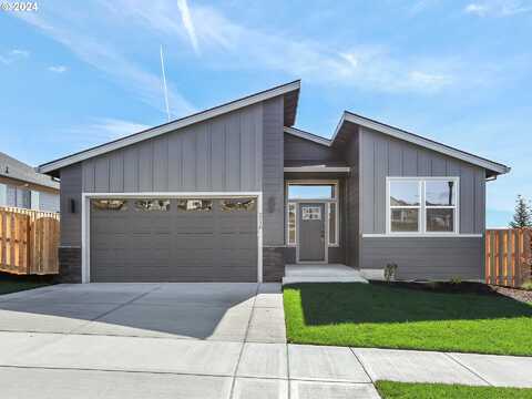 E Badger Way, La Center, WA 98629