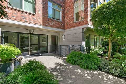 W Comstock Street, Seattle, WA 98119