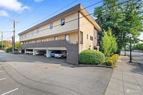 4Th Avenue Sw, Burien, WA 98166