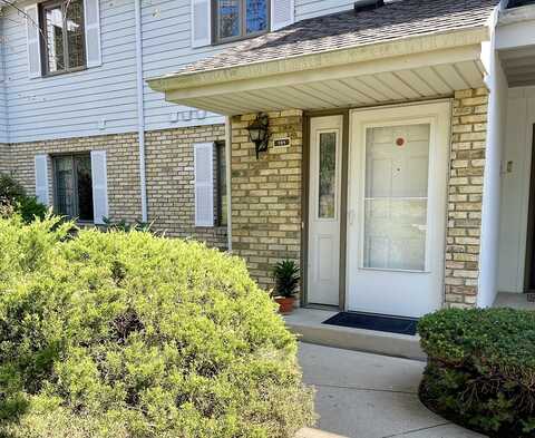 Sun Valley Dr, Unit 101, Mount Pleasant, WI 53406