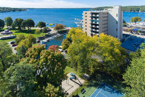Broad St, Unit 104, Lake Geneva, WI 53147