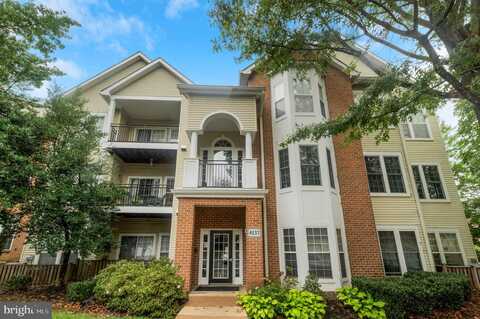 Fountainside Ln #B002, FAIRFAX, VA 22030