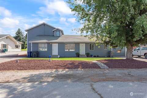 N Iowa Avenue, East Wenatchee, WA 98802