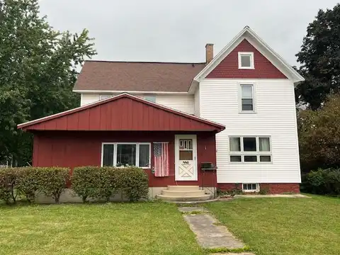 & 550 W Fountain Street, Columbus, WI 53925