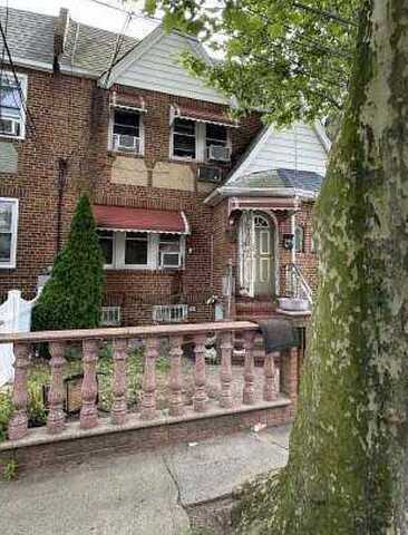 122Nd, SOUTH OZONE PARK, NY 11420