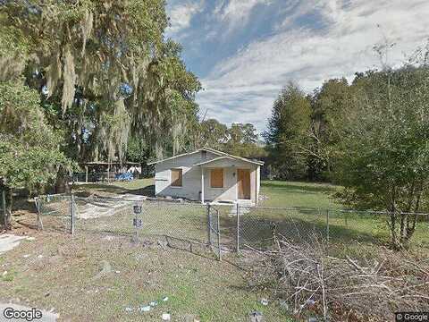 226Th, HAWTHORNE, FL 32640