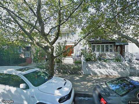 89Th, OZONE PARK, NY 11417