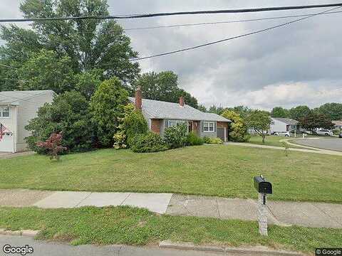 Lucas Dr & Landon, BORDENTOWN, NJ 08505