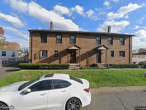 Reihl St, HACKENSACK, NJ 07601