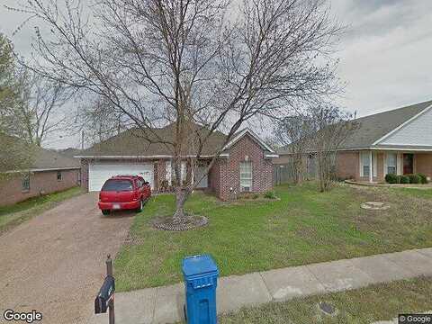 Lindawood, MEMPHIS, TN 38128